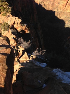 2098 8gt. Zion National Park - Angels Landing hike - Adam