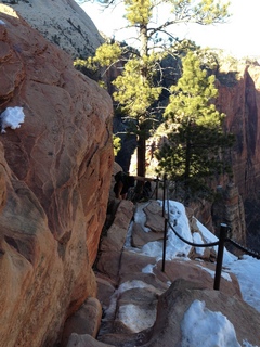 2102 8gt. Zion National Park - Angels Landing hike - Adam