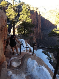 2107 8gt. Zion National Park - Angels Landing hike - Adam
