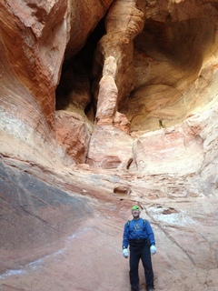 2225 8gv. Cave Valley hike - our echo cave - Adam