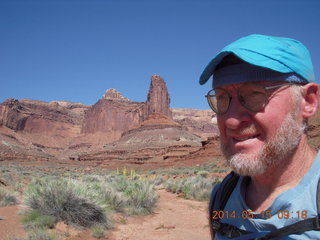 2290 8mf. Canyonlands National Park - Lathrop hike - Adam