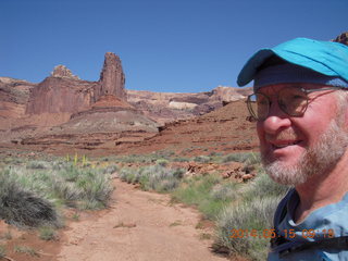 2291 8mf. Canyonlands National Park - Lathrop hike - Adam