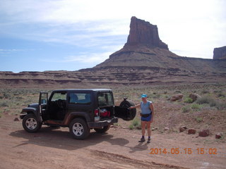 2304 8mf. Canyonlands National Park - Lathrop hike - Jeep + Adam on White Rim Road