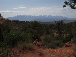 60 8mg. Arches National Park - Devil's Garden hike - LaSalle Mountains