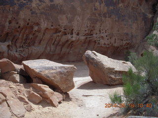 108 8mg. Arches National Park - Devil's Garden hike - rockfall near my favorite hole in the rock