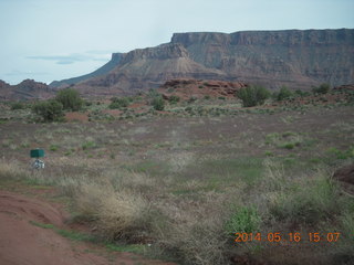 195 8mg. drive to Fisher Tower along dirt road