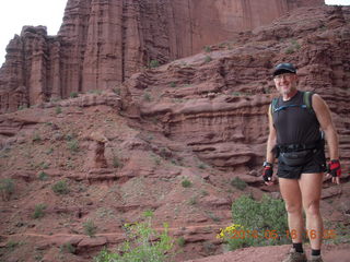2338 8mg. Fisher Tower hike - Adam