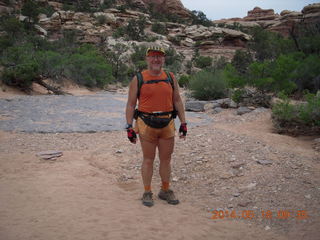 2390 8mj. Canyonlands National Park - Needles - Elephant Hill + Chesler Park hike - Adam