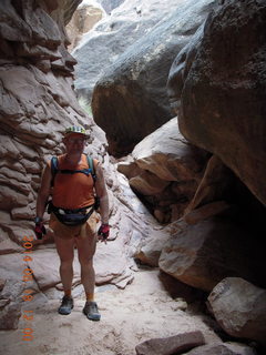 2394 8mj. Canyonlands National Park - Needles - Elephant Hill + Chesler Park hike - Adam - slot or fissure