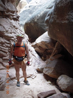 2395 8mj. Canyonlands National Park - Needles - Elephant Hill + Chesler Park hike - Adam - slot or fissure