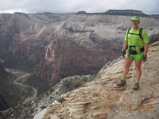 2435 8t1. Zion National Park - Observation Point hike - Adam
