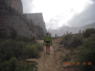 2450 8t1. Zion National Park - Observation Point hike - Adam