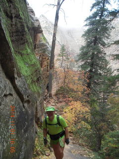 2452 8t1. Zion National Park - Observation Point hike - Adam