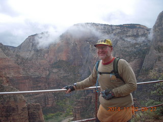 2461 8t2. Zion National Park Angels Landing hike - Adam