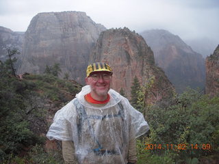 2498 8t2. Zion National Park - West Rim hike- Adam