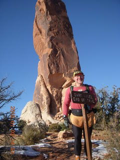 2565 8v3. Arches National Park - Devils Garden hike - Adam at Dark Angel