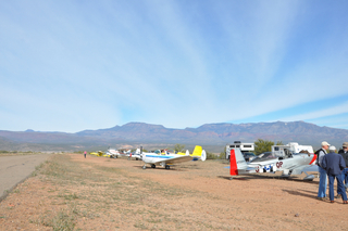 Philadelphia Orchestra with pianist twins