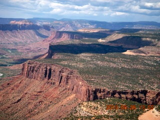91 8zu. aerial - Gateway Canyon area