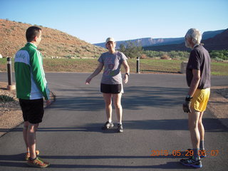 2 8zv. Gateway morning run - friend, Karen, Mid