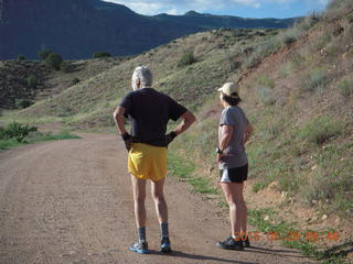 11 8zv. Gateway morning run - Mid and Karen