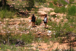 2661 8zv. Beaver Creek Canyon hike - Adam and Karen