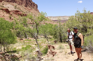 2675 8zv. Beaver Creek Canyon hike - Shaun M and Adam