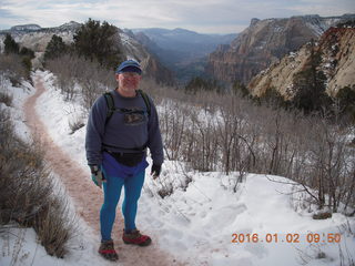 2865 972. Zion National Park - Observation Point hike - Adam