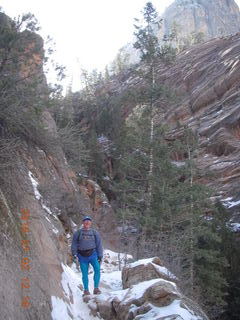 2869 972. Zion National Park - Hidden Canyon hike - Adam