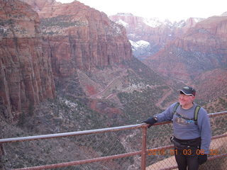 2890 973. Zion National Park - Canyon Overlook hike - Adam