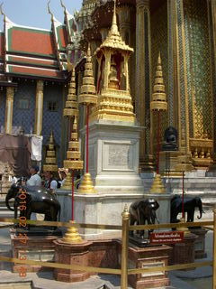 60 98t. Bangkok - Royal Palace