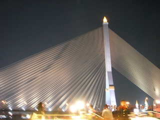 Bangkok dinner boat ride - bridge