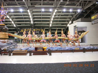 Bangkok Suvarnabhumi Airport - boat sculpture