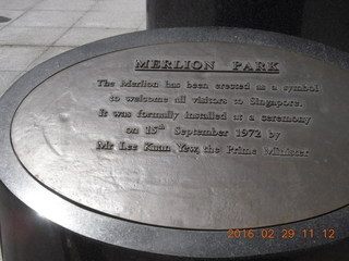 Singapore Merlion Park sign
