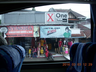 Indonesia Baby Zoo sign