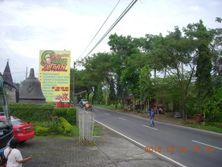 Indonesia - bus ride from Borobudur + temple