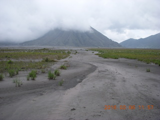 196 996. Indonesia - Mighty Mt. Bromo - Sea of Sand