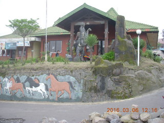 211 996. Indonesia - Mighty Mt. Bromo - Sea of Sand hotel