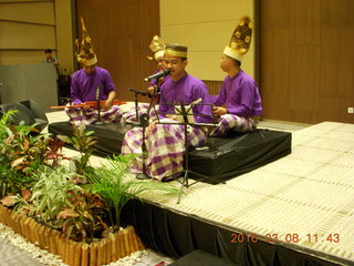 Indonesia - Novotel Hotel - musicians