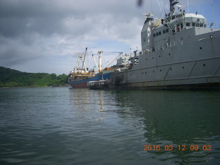 7 99c. Indonesia - Lombok - tender boat ride - harbor boats