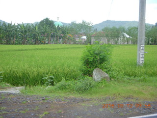 46 99c. Indonesia - Lombok - pottery village