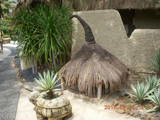 126 99c. Indonesia - Lombok - Novotel lunch and beach