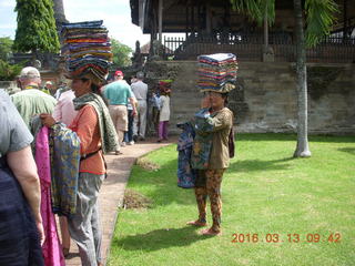 Indonesia - Bali - temple at Klungkung - people