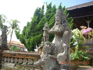 Indonesia - Bali - temple at Klungkung +++