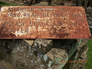 Indonesia - Bali - temple at Klungkung - rusty sign