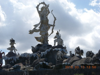 346 99d. Indonesia - Bali - bus ride - monument