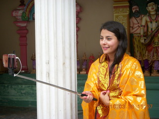 33 99g. Malaysia - Kuala Lumpur food tour - Hindu temple - selfie