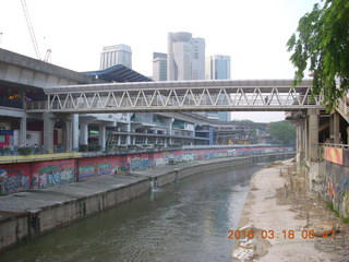 39 99j. Malaysia, Kuala Lumpur, Geo Hotel run - canal graffiti