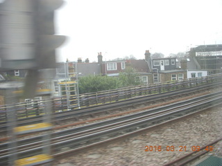 30 99m. London Underground (tube)