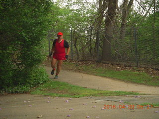217 9aw. Crum Woods run - Adam running (tripod and timer)