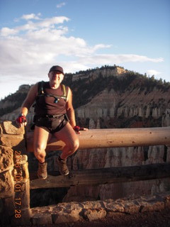 Bryce Canyon - Fairyland - Adam sitting